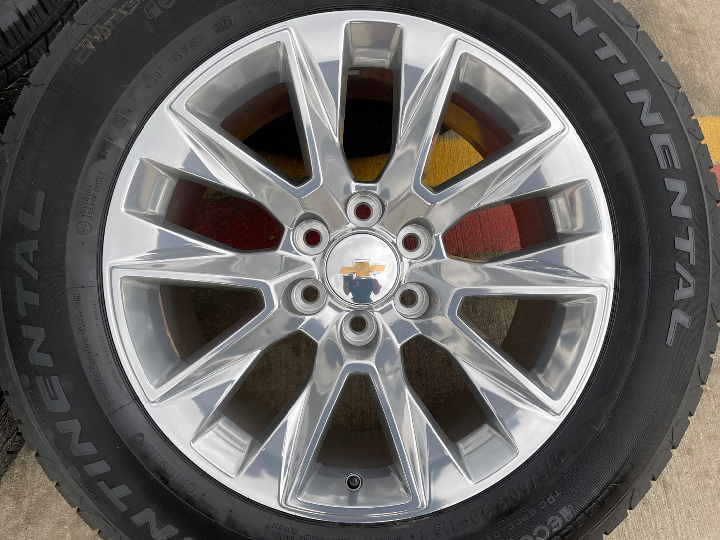 20" Chevy Tahoe Silverado 5920 OEM wheels rims GMC Yukon 2025 2026 CONTINENTAL