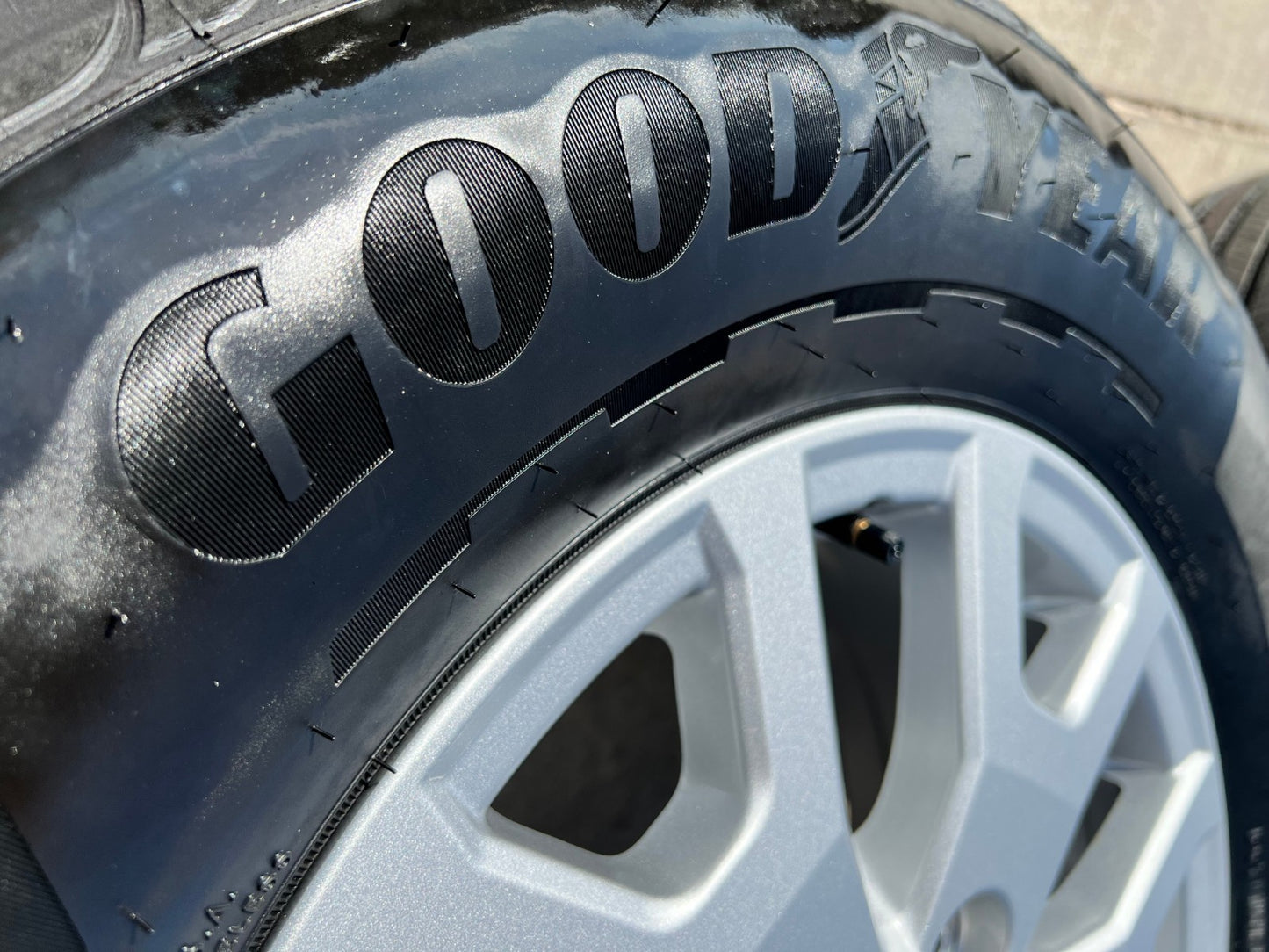 17" Toyota Tacoma 4Runner TRD OEM 94254 10637 wheels rims 2025 2026 GOODYEAR NEW