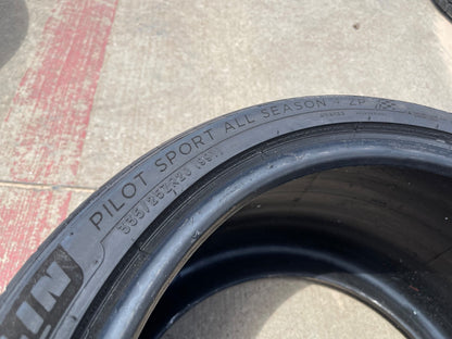 (1) 335/25/20 Michelin Pilot A/S All Season 4 ZP 99Y 335/25R20 tire
