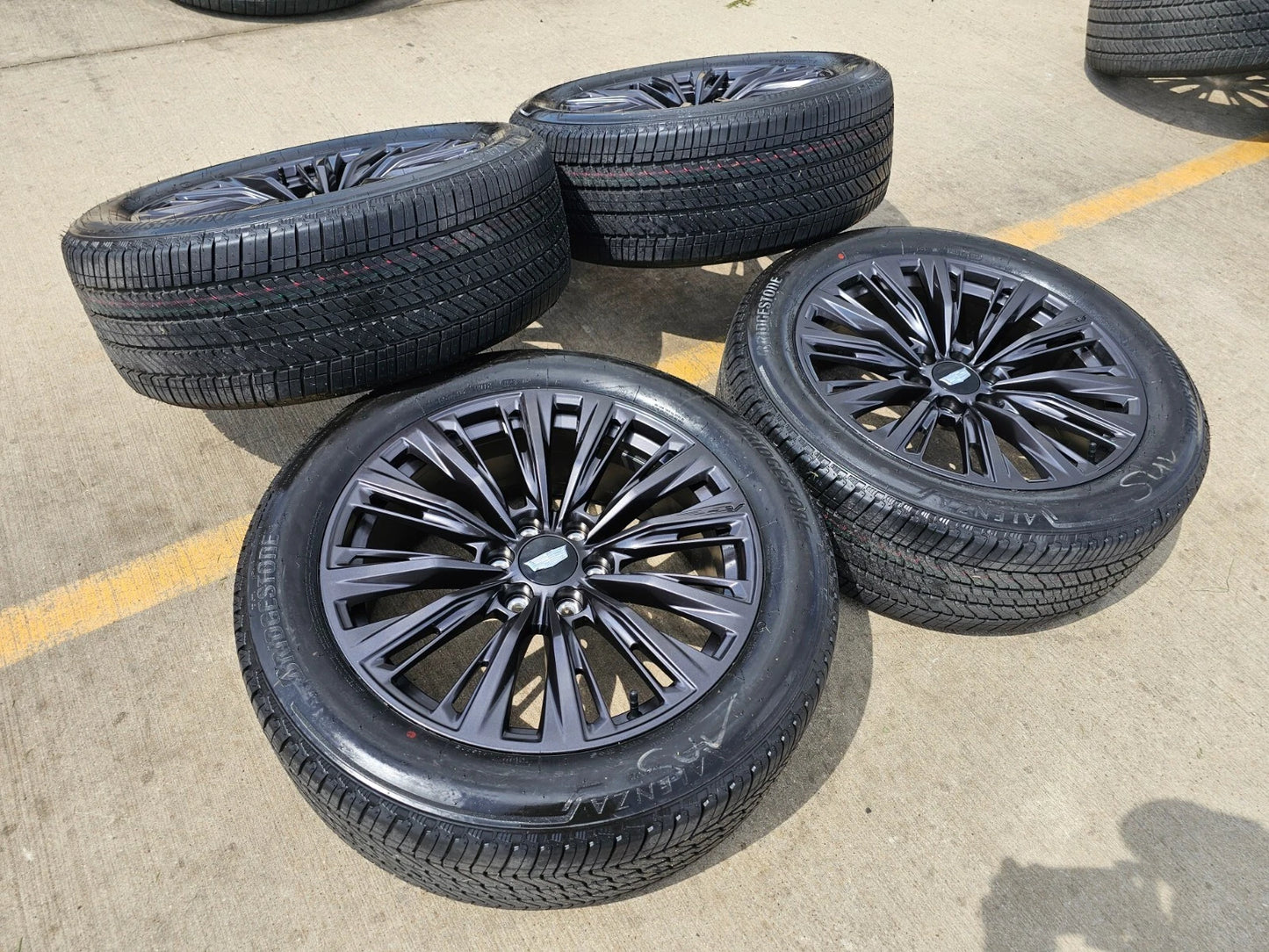 22" Cadillac Escalade V V600 Platinum OEM ORIGINAL wheels rims 2025 2026 NEW