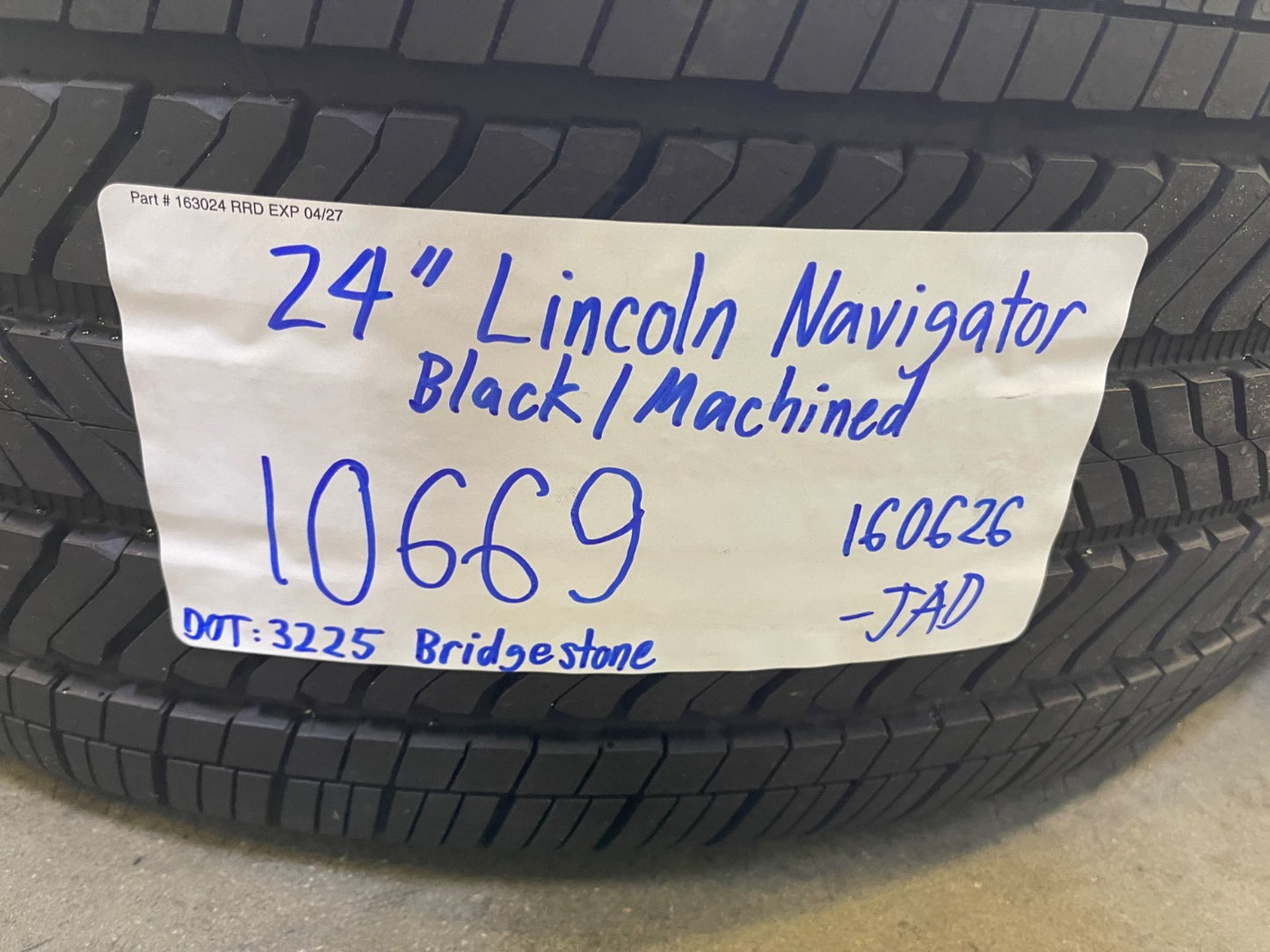 24" Lincoln Navigator BLACK LABEL OEM 10669 rims wheels Ford 2025 2026 2027 NEW