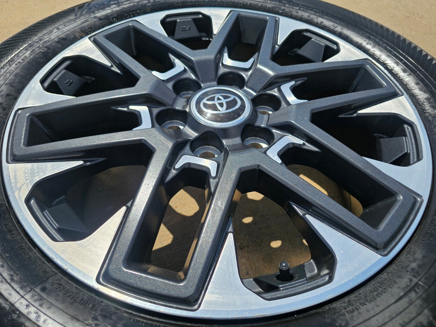 20" Toyota Tundra TRD OEM wheel rim TSS 75276 95295 Sequoia single NEW
