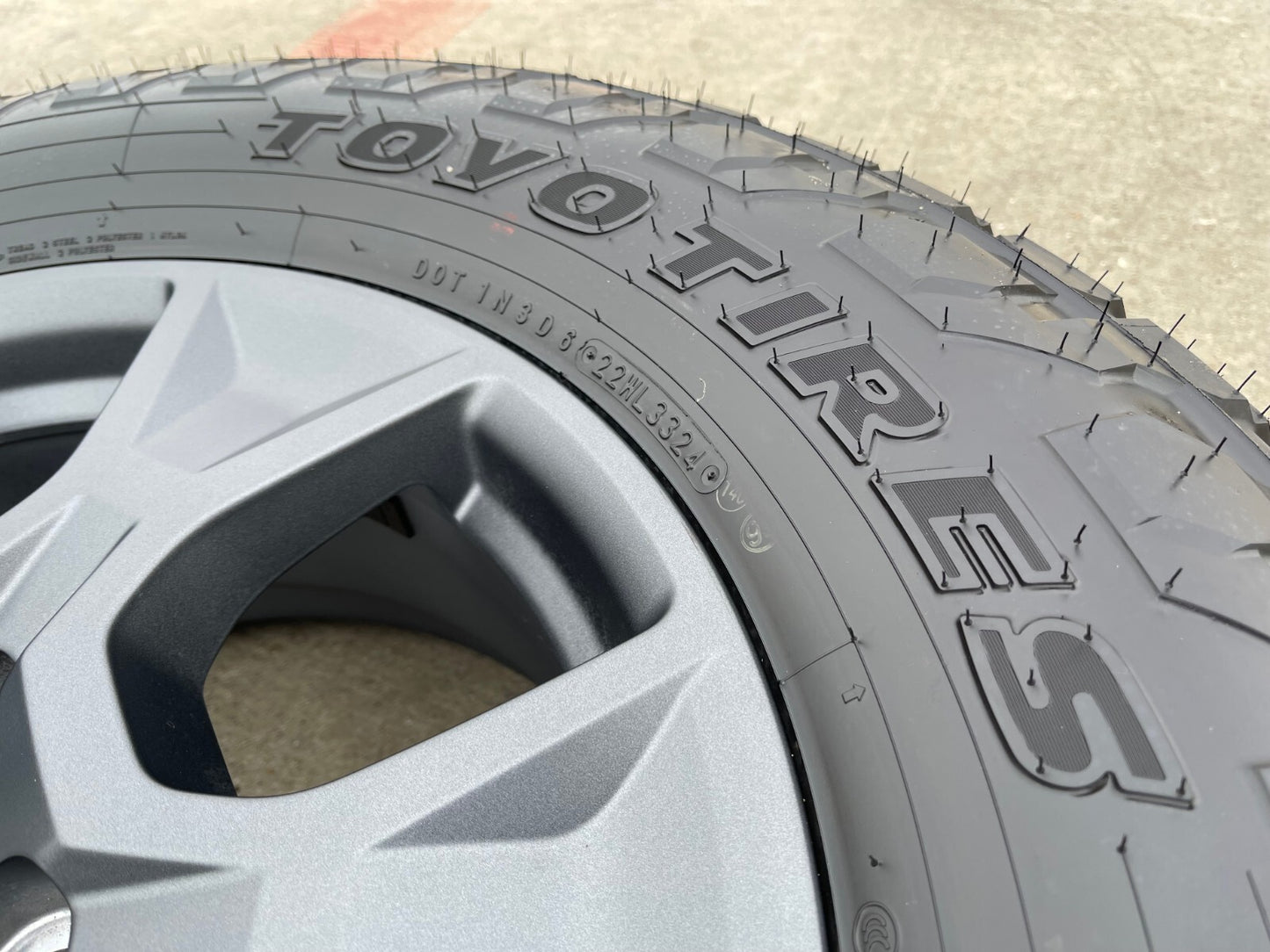 18" Toyota Tacoma Tundra Sequoia Land Cruiser TRD OEM 10544 wheels rims 2026 NEW