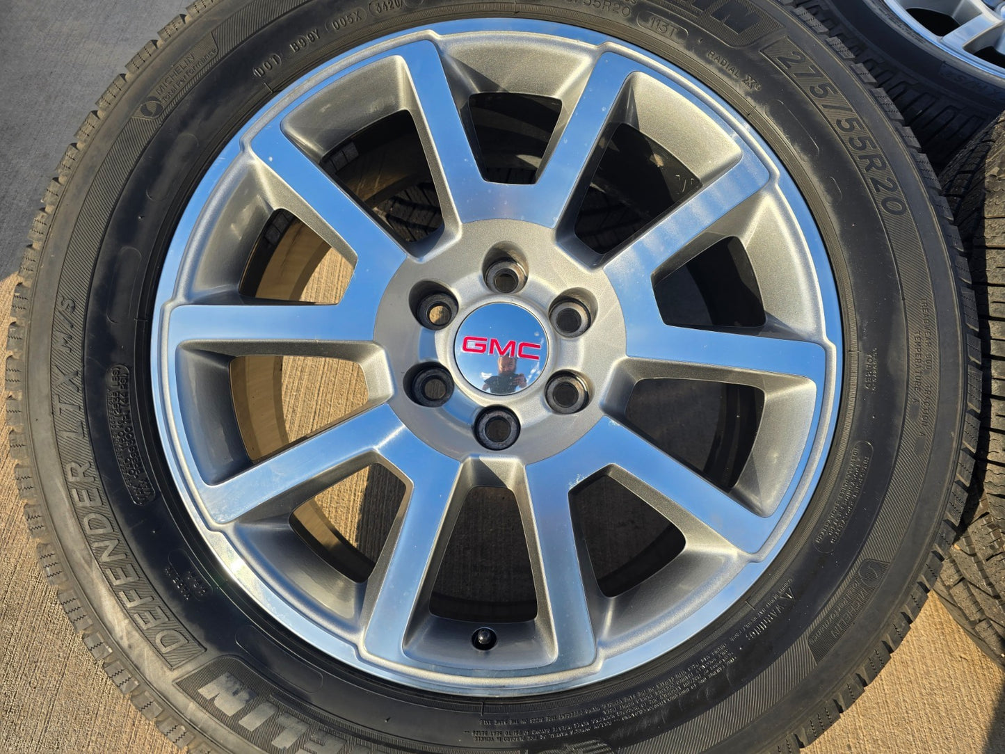 20" GMC Sierra Yukon DENALI OEM wheels rims 5699 5644 MICHELIN DEFENDER LTX M/S2