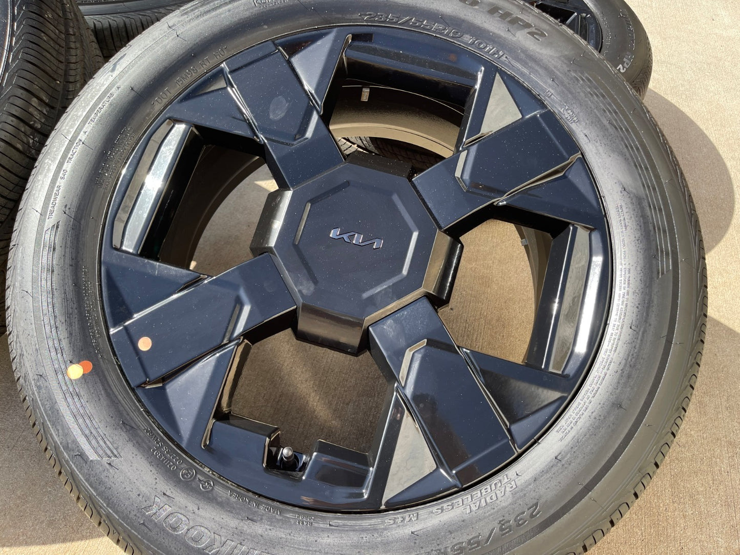 19" Kia Telluride OEM wheels rims Sportage Sorento Sedona SET 2025 2026 2027 NEW