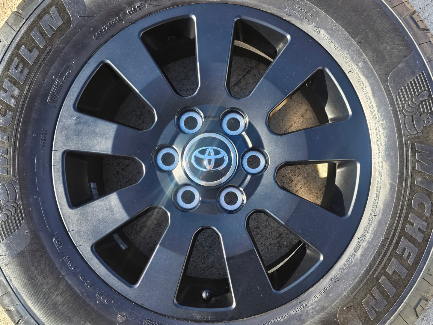 18" Toyota Land Cruiser OEM TRD black wheel rim 95952 Tundra Sequoia