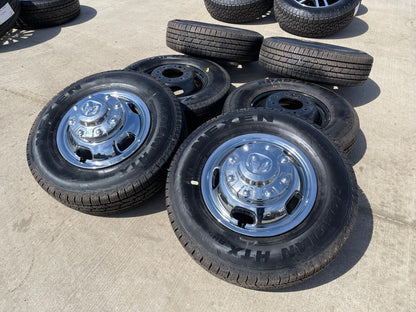 17" Dodge Ram 3500 Dually 8x200 wheels rims 2703 2704 OEM 2024 2025 2026 NEW
