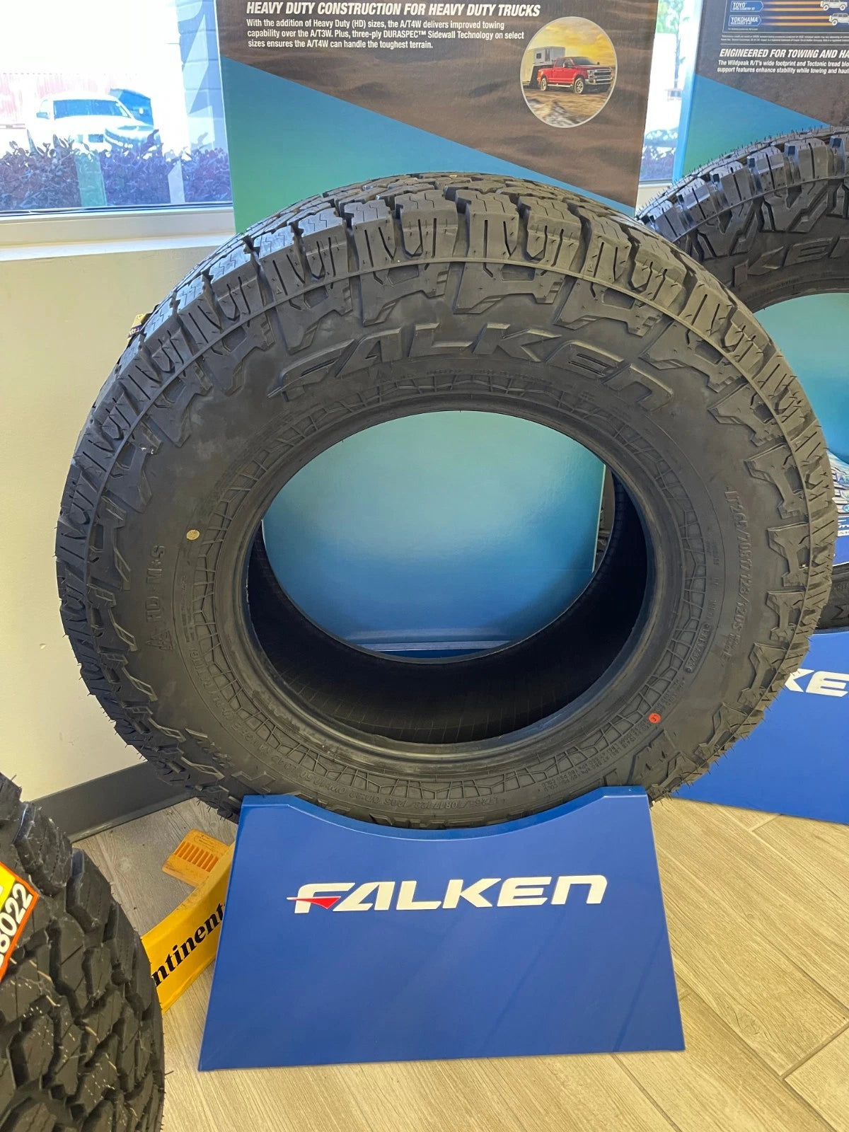 (1) 265/70/17 Falken Wildpeak A/T4 AT4W tire LT 10 ply load range E HD NEW