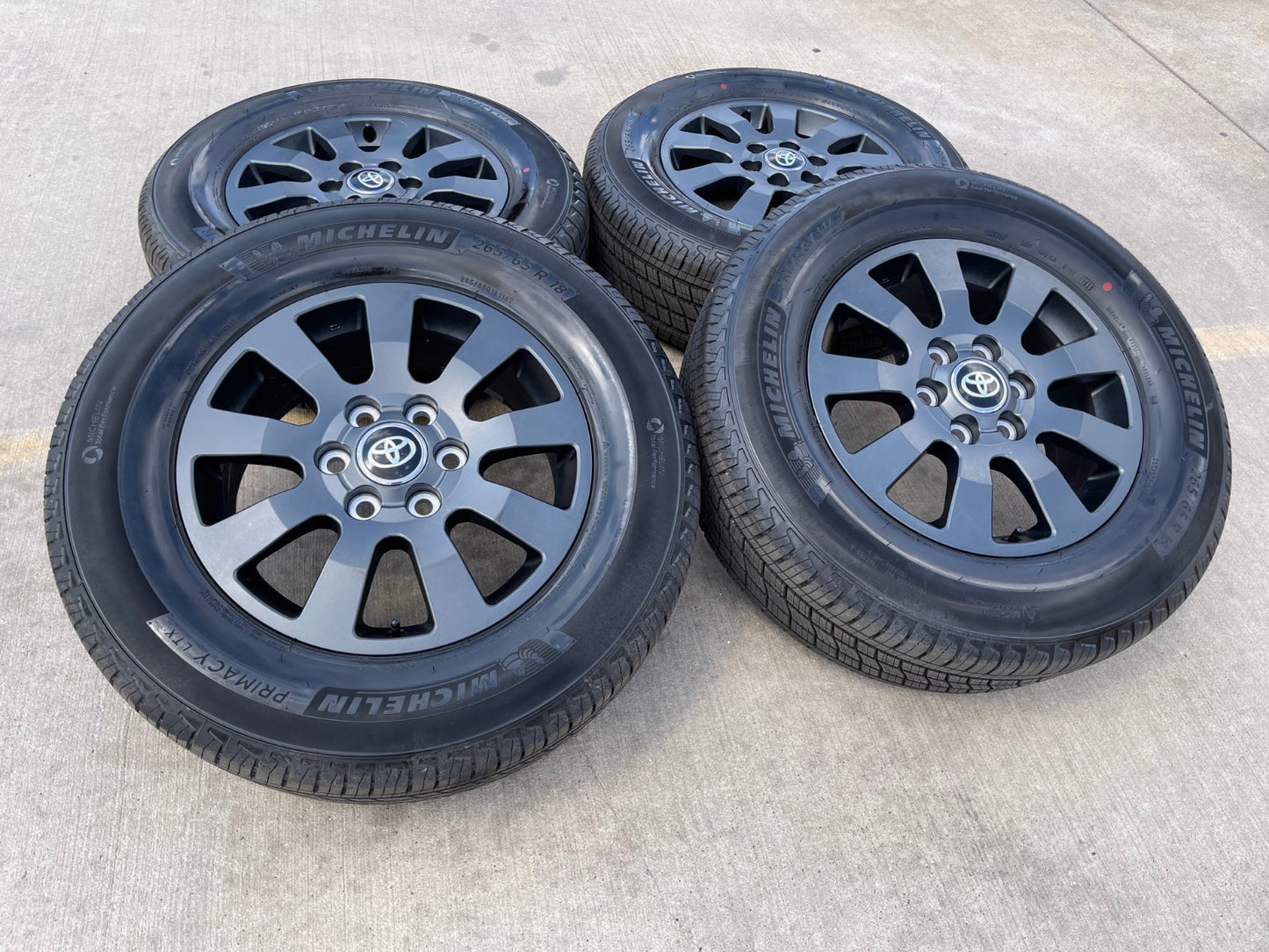 18" Toyota Land Cruiser OEM TRD wheels rims 95952 Tundra Sequoia MICHELIN NEW
