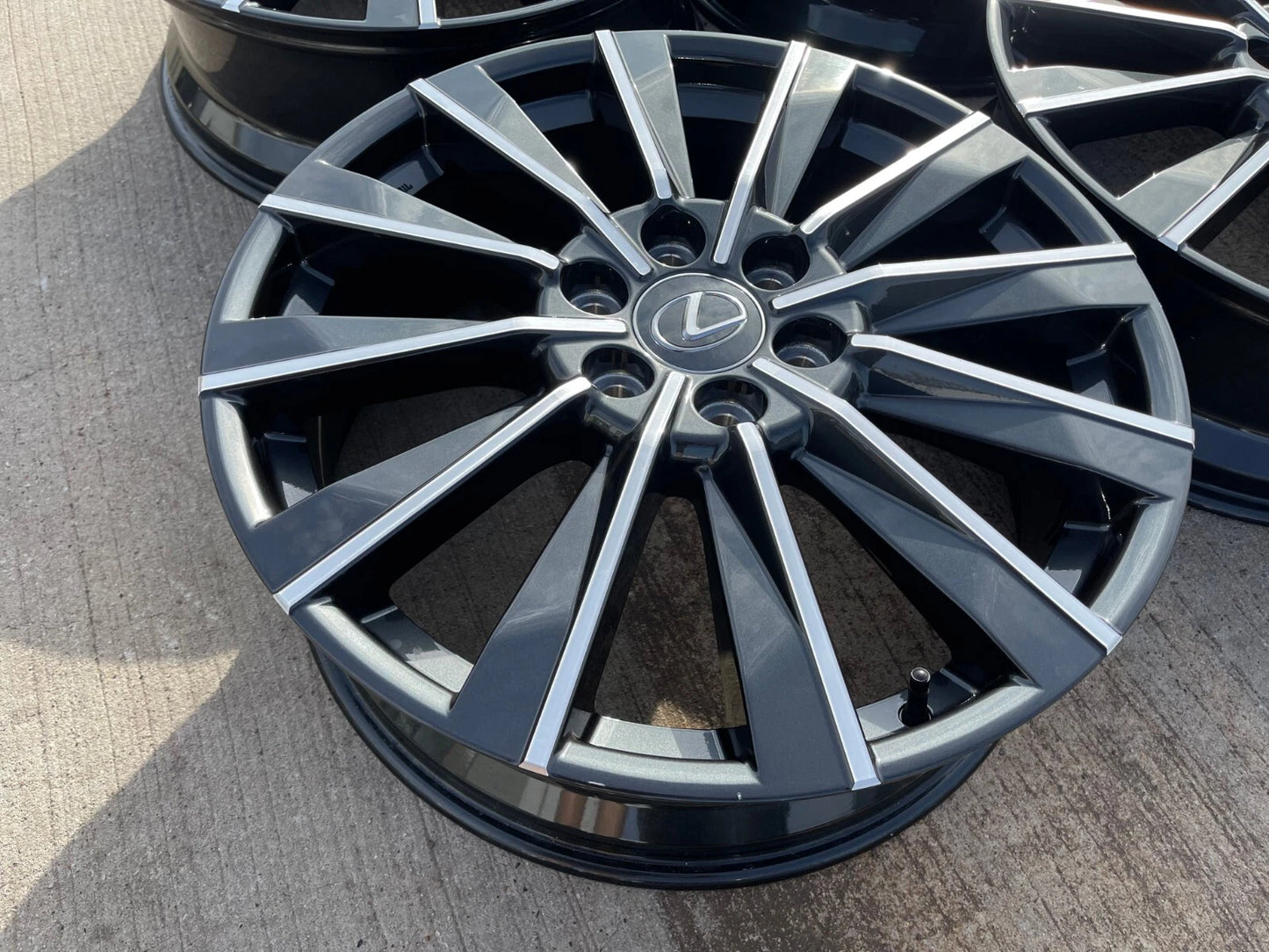 22" Lexus GX550 OEM wheels rims Toyota Land Cruiser Tundra 78519 LX600 2025 NEW