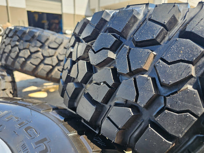 17" Jeep Gladiator Wrangler Rubicon OEM wheels rims 9216 BFG