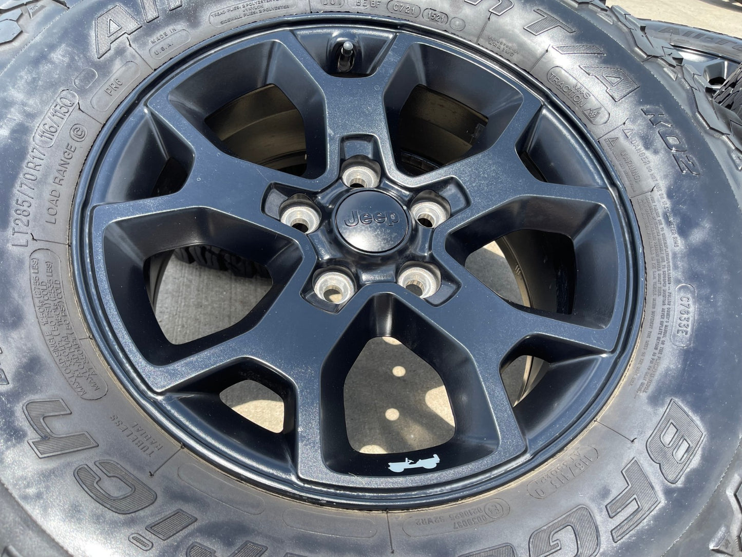 17" Jeep Wrangler Rubicon OEM 9218 Black wheels rims Gladiator BFG