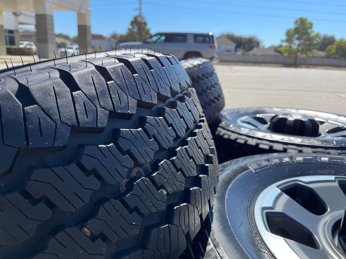 18" Ford F-250 F-350 OEM 10482 LARIAT rims wheels BRIDGSETONE SET NEW