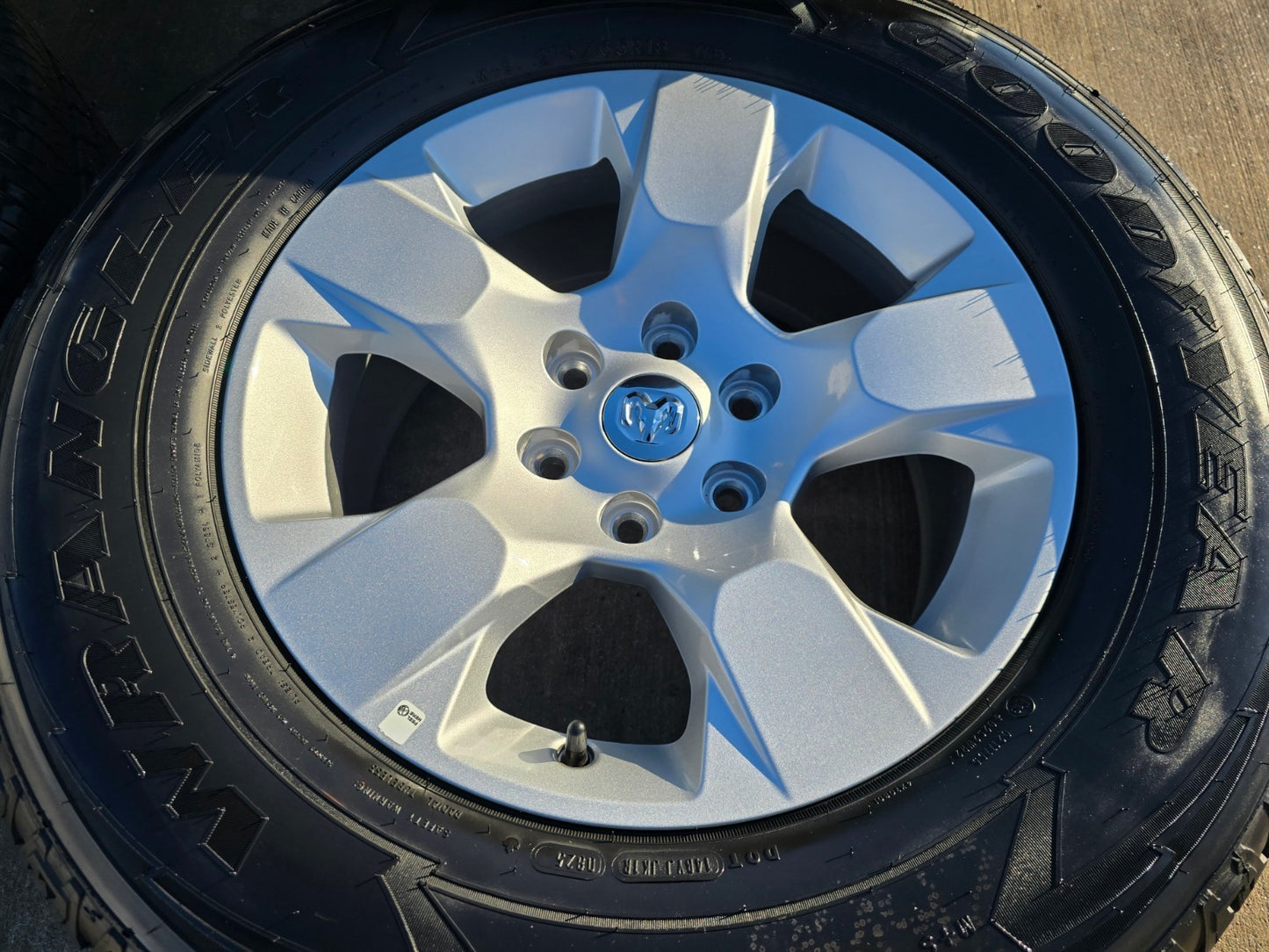 18" Ram 1500 OEM stock 2669 wheels rims 2021 2022 2023 2024 2025 2026 GOODYEAR