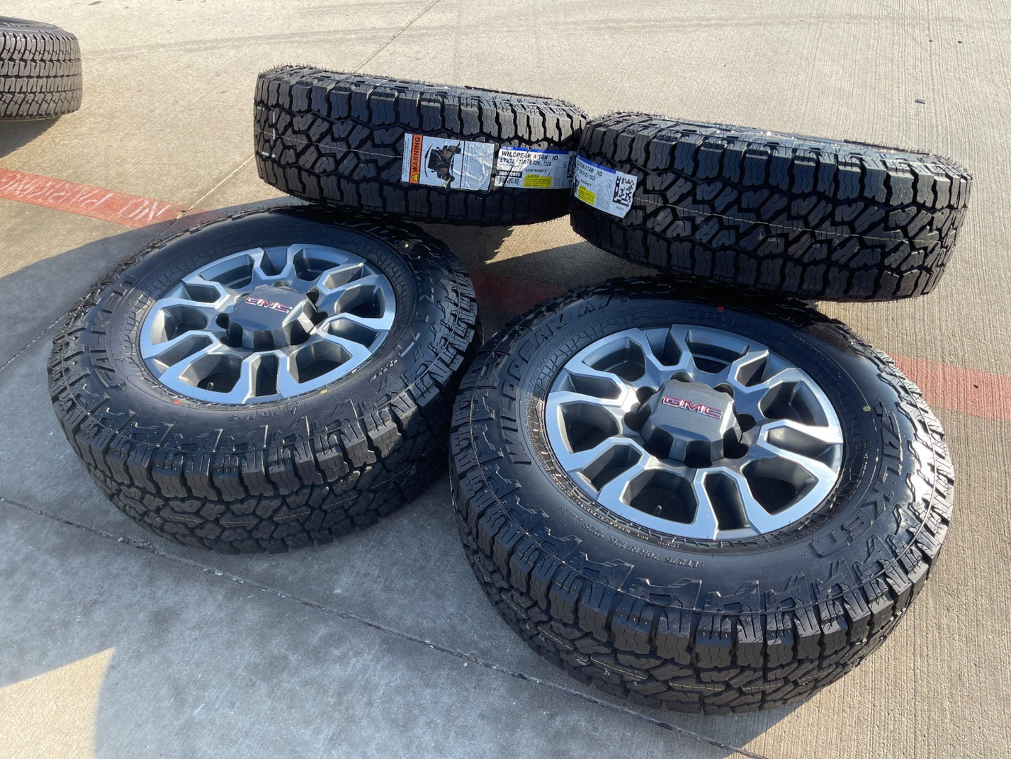 18" GMC Sierra AT4X Chevy Silverado 2500 3500 OEM 5949 wheels rims FALKEN NEW
