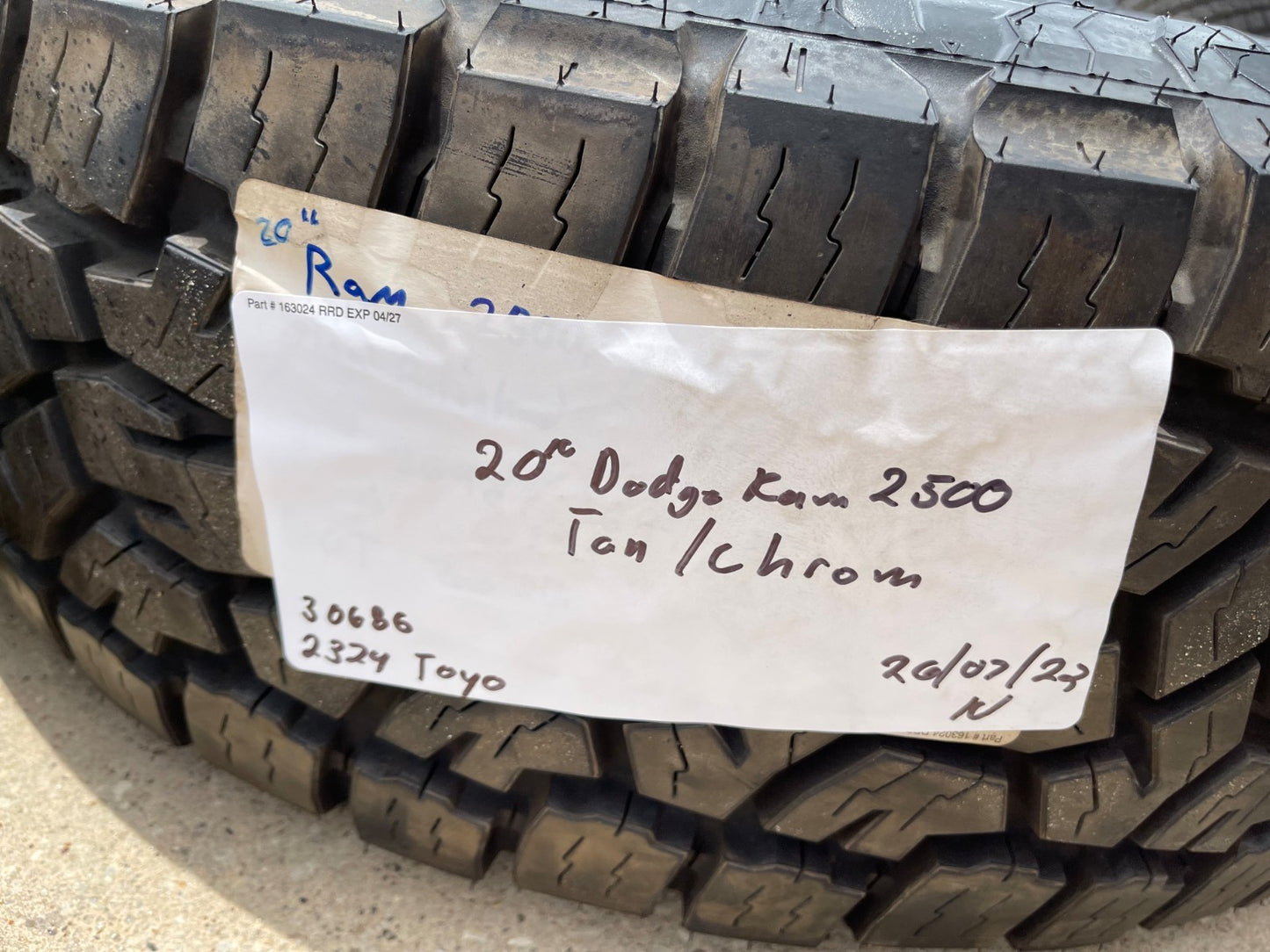20" Dodge Ram 2500 3500 LARAMIE OEM 2698 wheels rims TAN SET TOYO A/T3 35" NEW