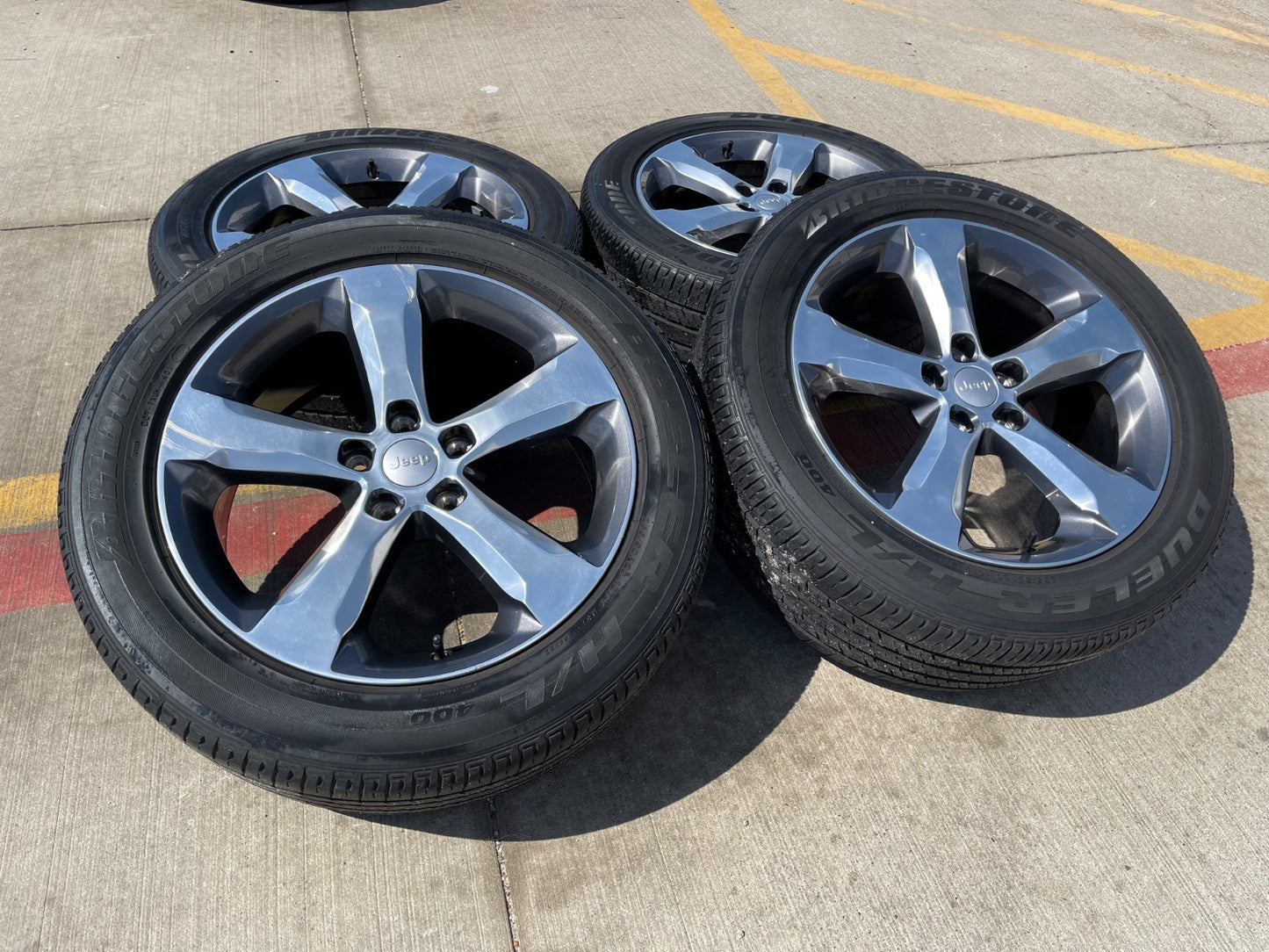20" Jeep Grand Cherokee L OEM wheels rims 9287 95199 tires DISCOUNTED