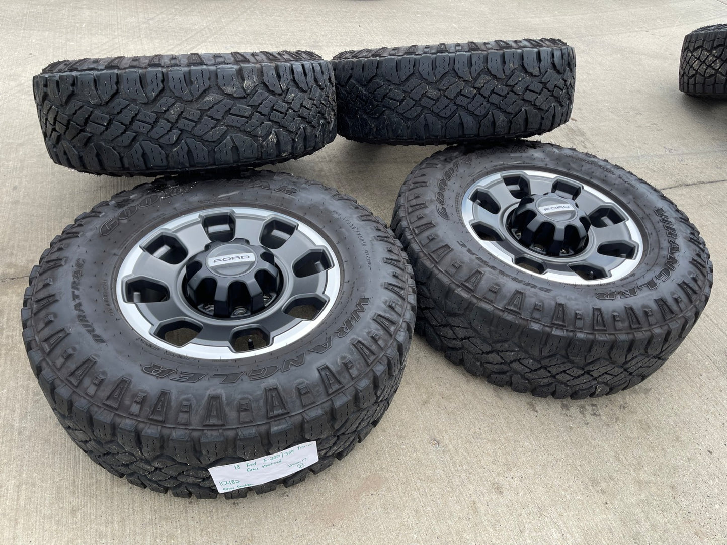 18" Ford F-250 F-350 OEM TREMOR rims wheels 10482 tires DURATRAC R/T 35"