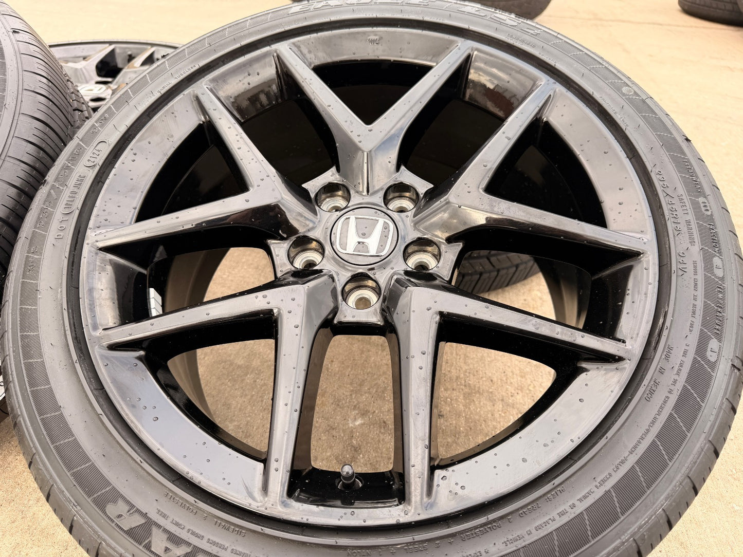 18" Honda Civic wheels rims OEM 10393 H-RV Accord tires GOODYEAR NEW 2025 2026