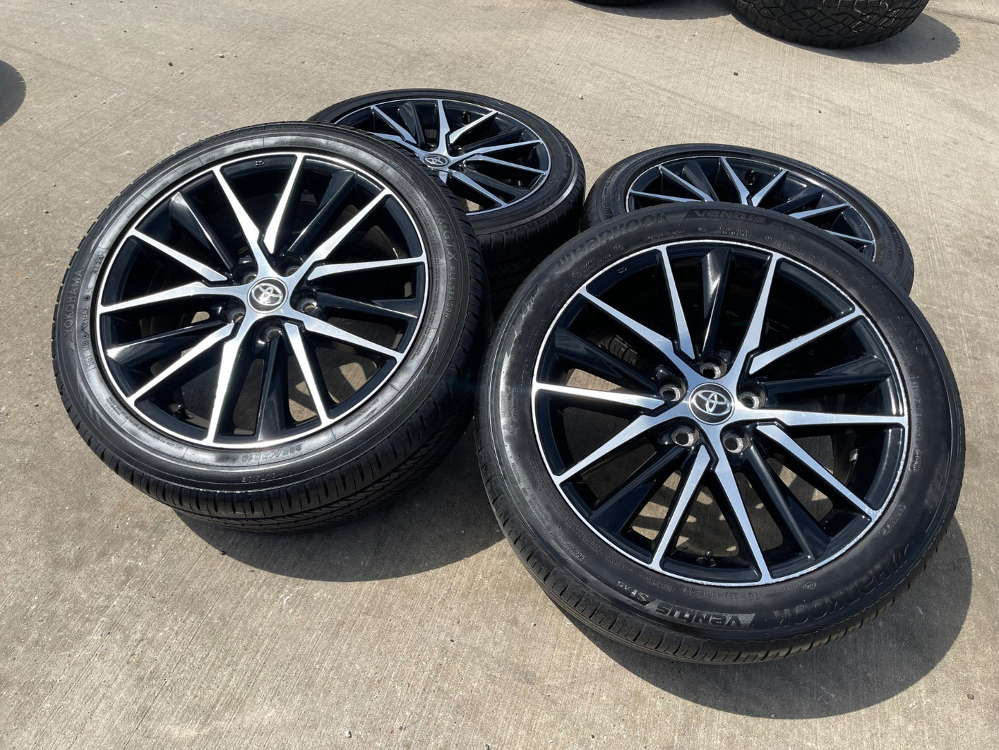 18" Toyota Camry OEM wheels rims 18036 69133 CHR Avalon 2022 2023 2024 2025 2026