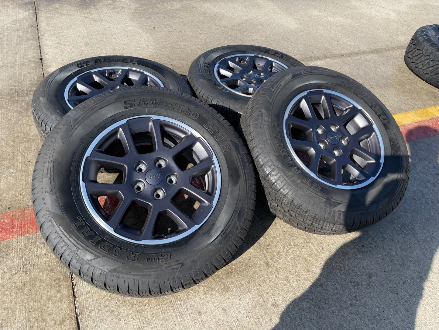 18" Jeep Gladiator Overland OEM wheels rims Wrangler 9241 96494 tires