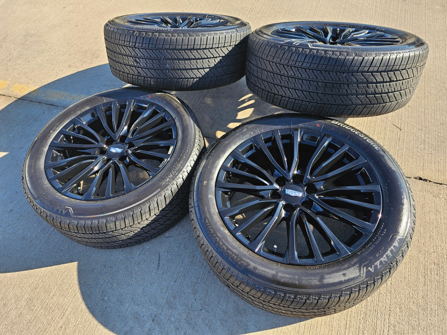 22" Cadillac Escalade V Platinum OEM 4883 95479 wheels rims 2024 2025 2026 NEW