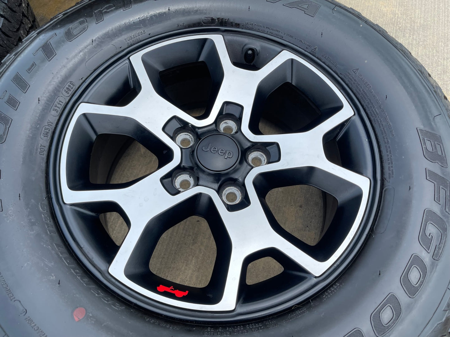 17" Jeep Wrangler Rubicon OEM 9218 wheels rims Gladiator BFG A/T NEW