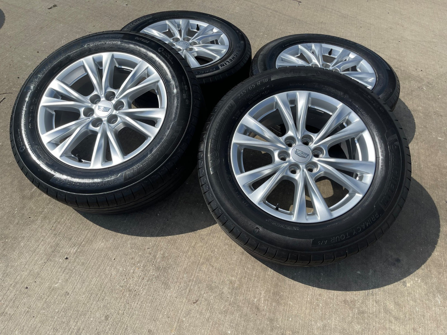 18" Cadillac XT6 XT5 SRX OEM 4844 4845 wheels rims Chevy Blazer Acadia MICHELIN