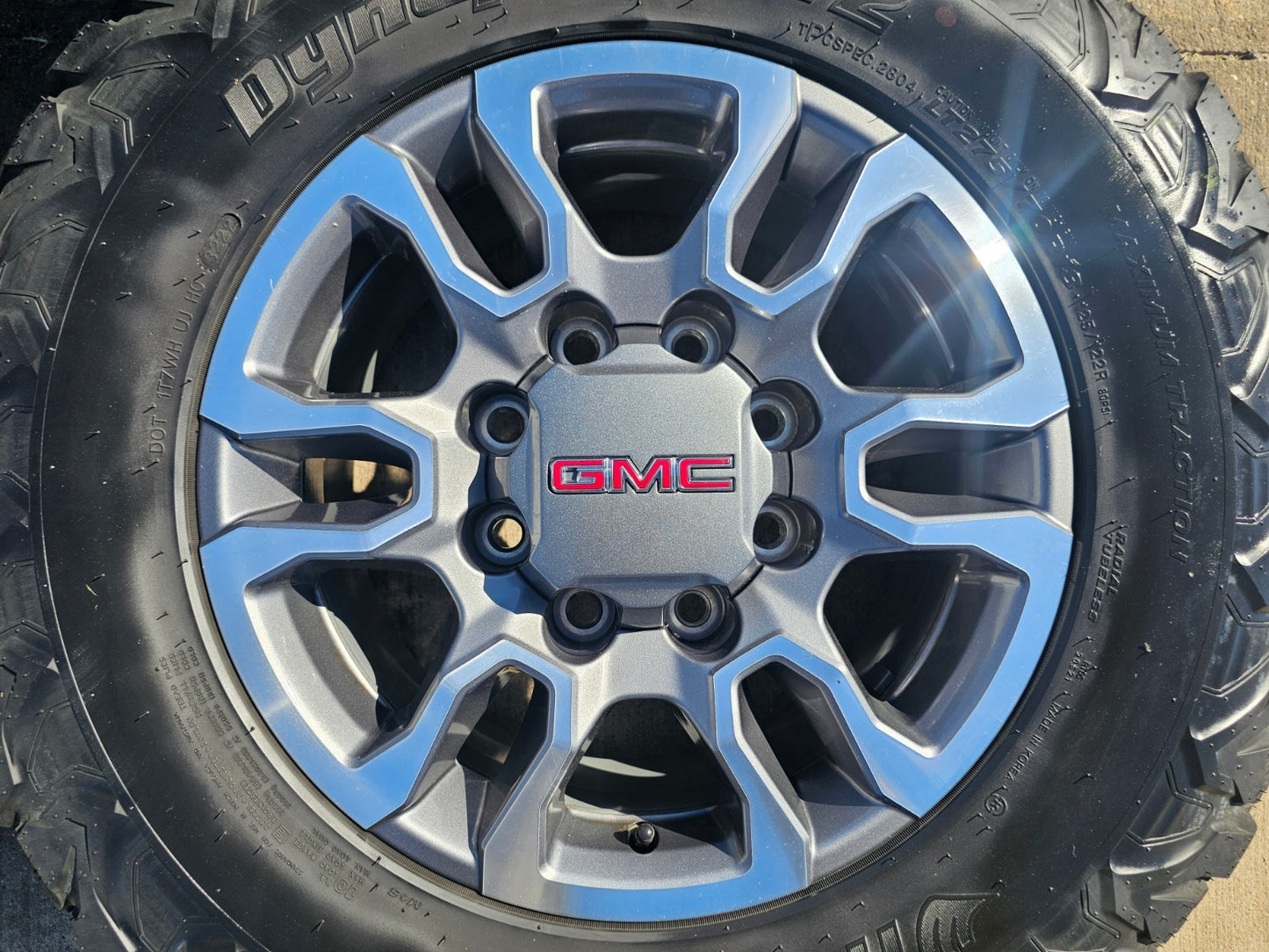 18" GMC Sierra AT4X Chevy Silverado 2500 3500 OEM 5949 wheels rims HANKOOK M/T2
