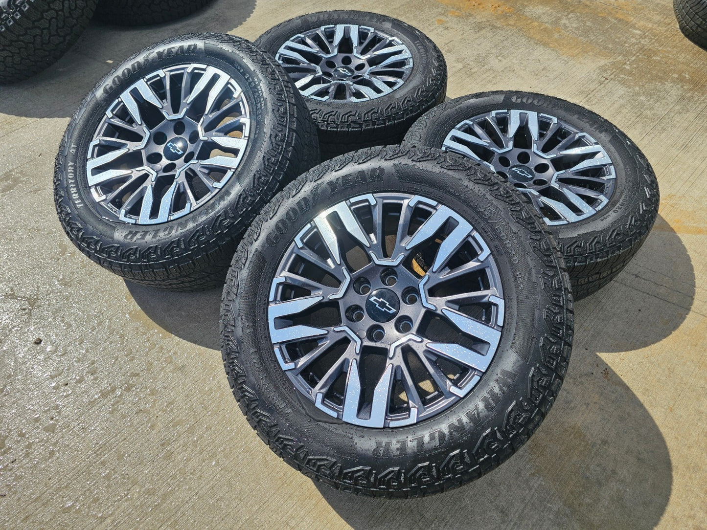 20" Chevy Silverado Z71 GMC Sierra Canyon OEM wheels rims 2025 2026 2027 SET