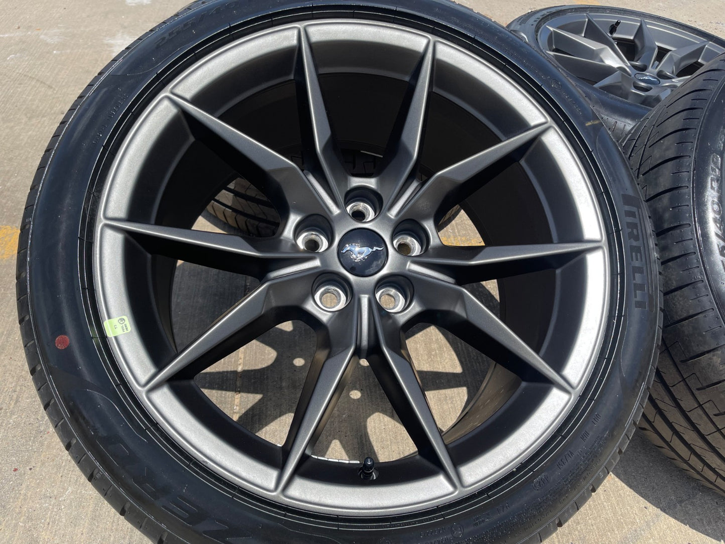19" Ford Mustang GT Dark Horse OEM 95839 95840 wheels rims 2025 2026 2027 NEW