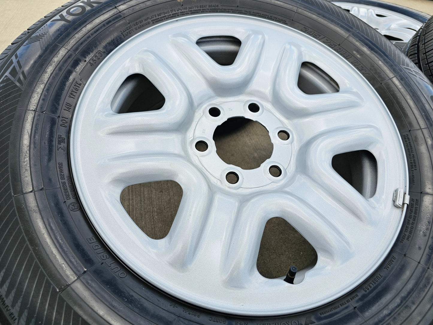 18" Toyota Tundra TSS TRD OEM wheels rims Sequoia LX600 99083 75275