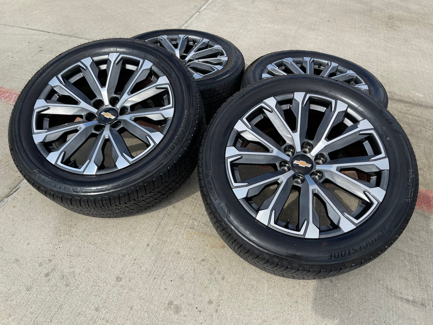 22" Chevy Tahoe Silverado Suburban OEM wheels rims 2023 2024 2025 2026 2027 NEW