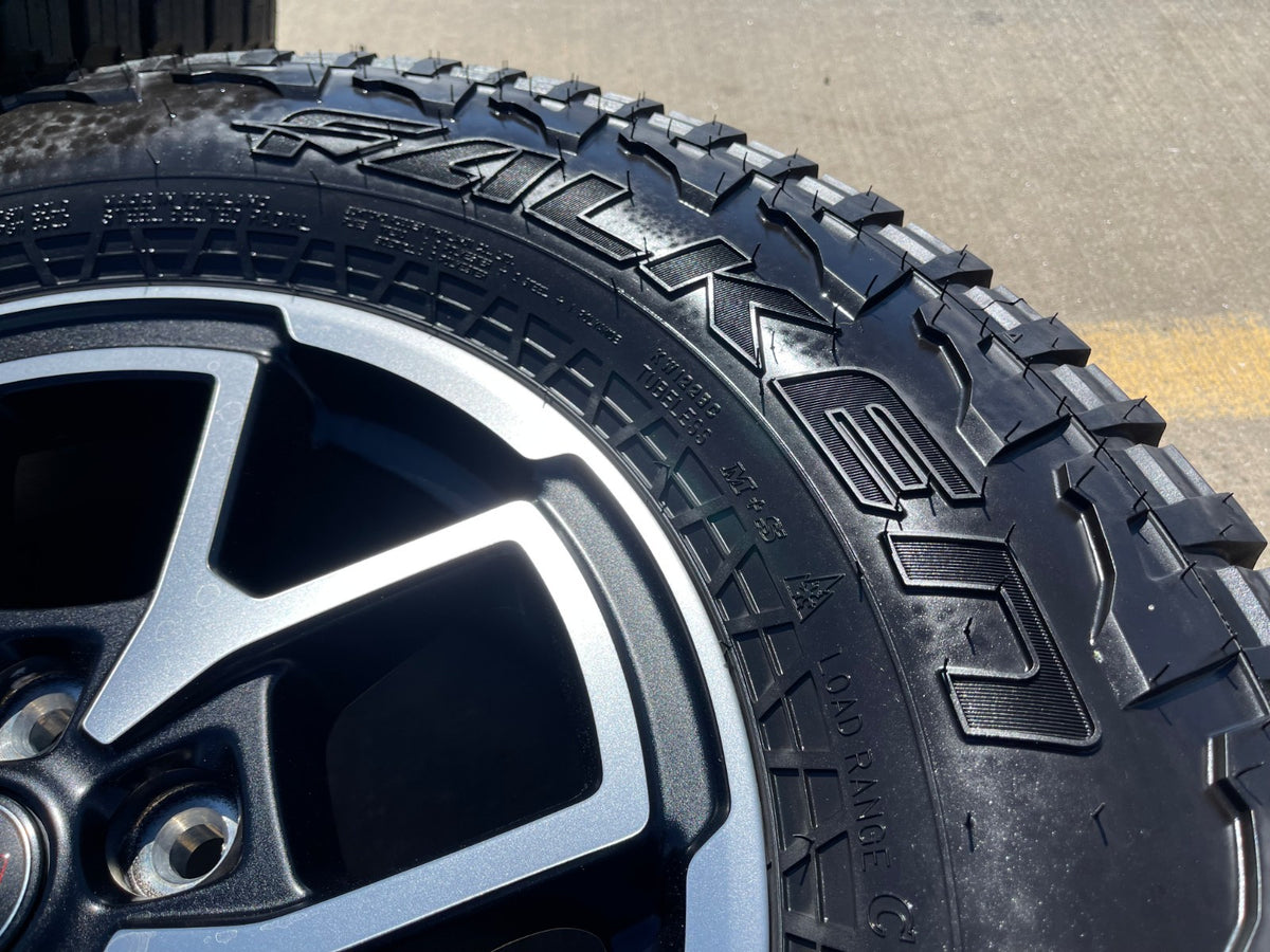 17" Jeep Wrangler Rubicon OEM 95730 9327 wheels rims Gladiator FALKEN AT 33" NEW