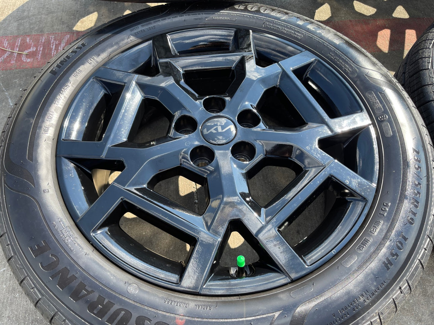 19" Kia Carnival Sorento OEM 94045 wheels rims Sonata Stinger K4 K5 2025 2026