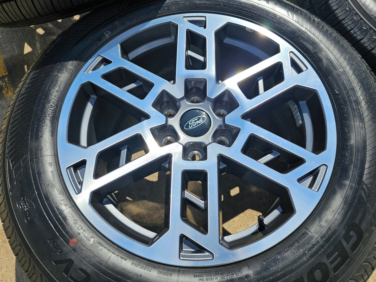 20" Ford F-150 LARIAT Limited OEM 94219 rims wheels Expedition 2026 NEW YOKOHAMA