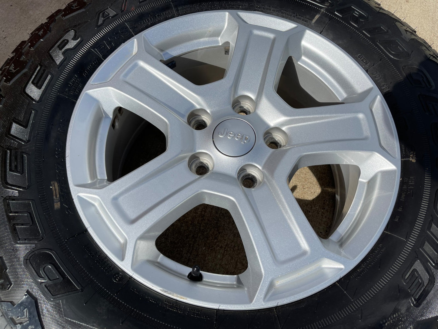 17" Jeep Wrangler Gladiator SPARE OEM 9216 wheel rim 2020 2021 2022 2023 2024