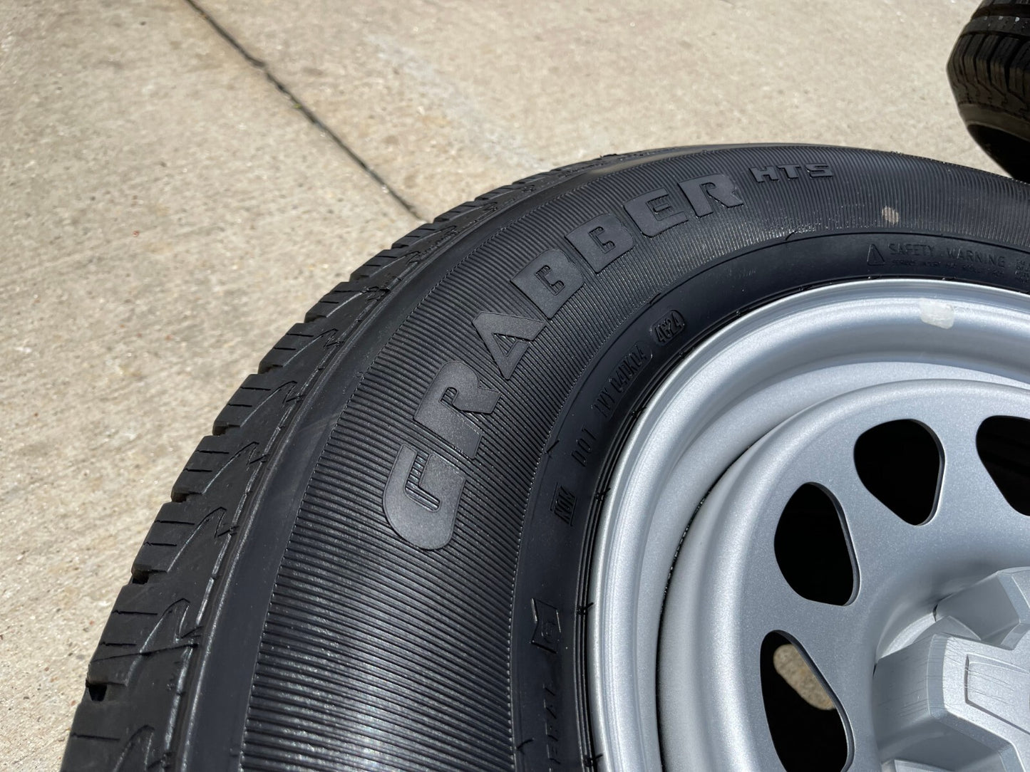 17" GMC Sierra Chevy Silverado Colorado Canyon OEM wheels rims 8130 Yukon NEW