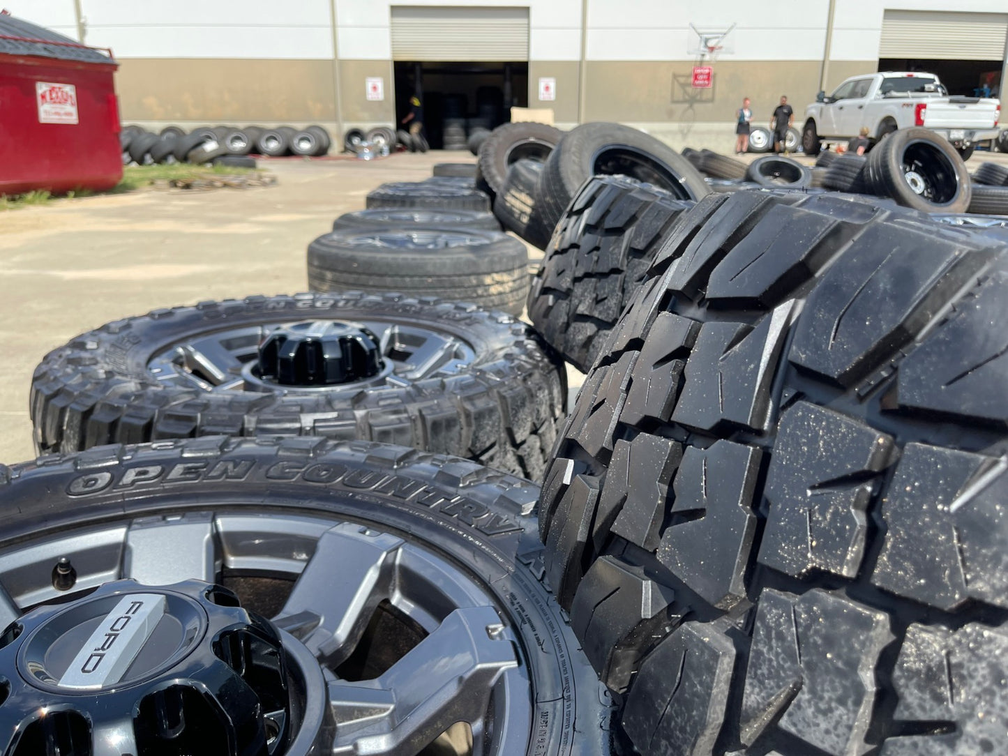 20" Ford F-250 F-350 OEM 10296 10485 Lariat wheels rims SET 2025 2026 TOYO 35"