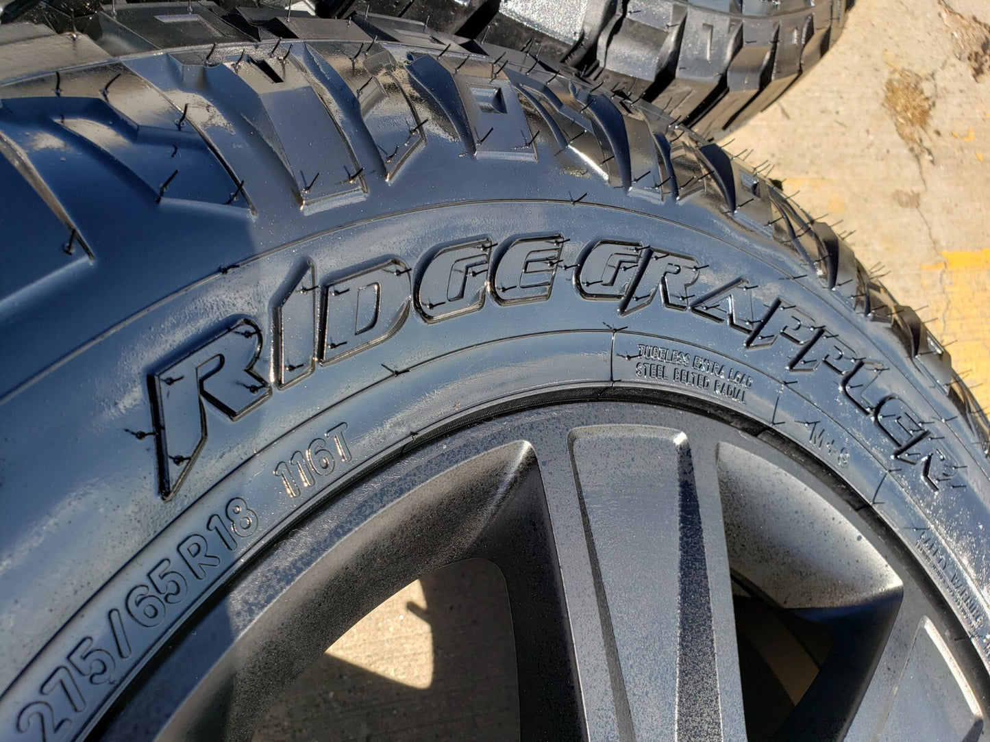 18" Ford F-150 Expedition TREMOR OEM rims wheels 3997 NEW NITTO