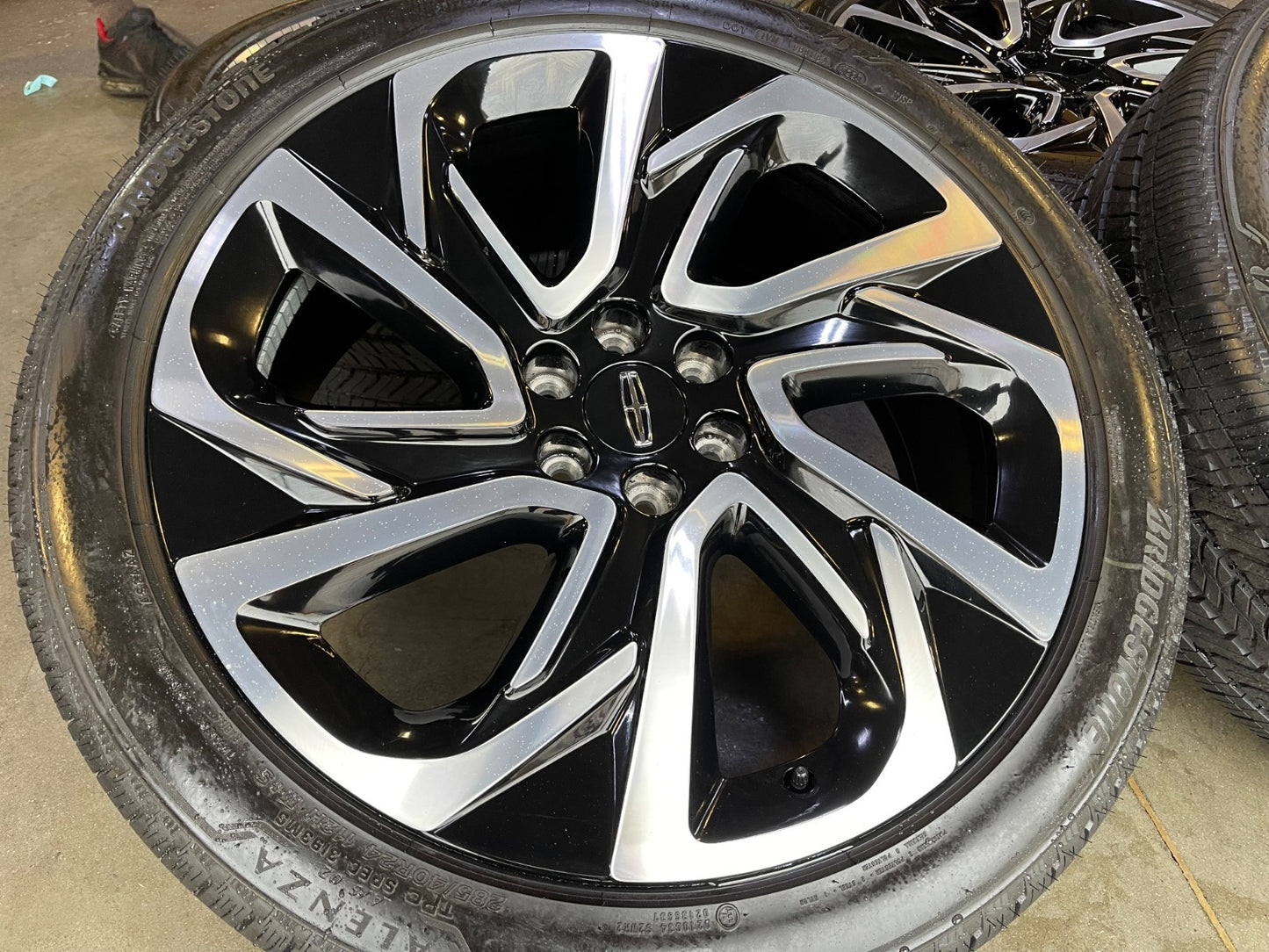 24" Lincoln Navigator BLACK LABEL OEM 10669 rims wheels Ford 2025 2026 2027 NEW