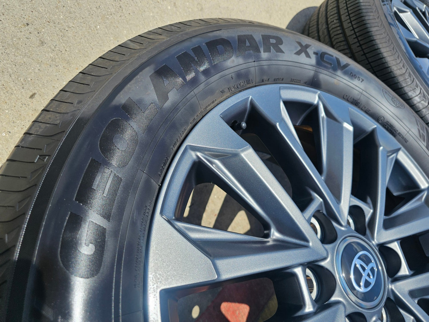 20" Toyota Land Cruiser OEM wheels rims 94057 Tundra Sequoia 2024 2025 2026