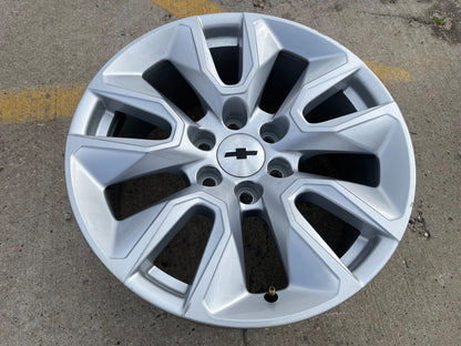 20" Chevy Silverado 1500 Tahoe Suburban OEM 5915 5916 wheel rim