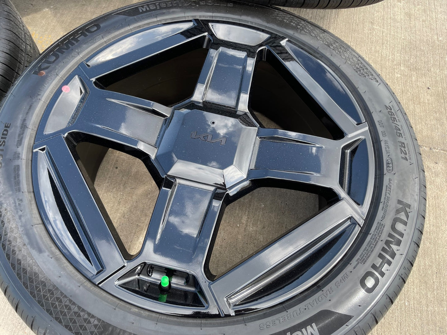21" Kia Telluride Prestige OEM wheels rims Sorento Sedona 2025 2026 2027 NEW