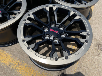 18" GMC Sierra Chevy Silverado OEM Beadlock wheels rims Canyon Colorado NEW