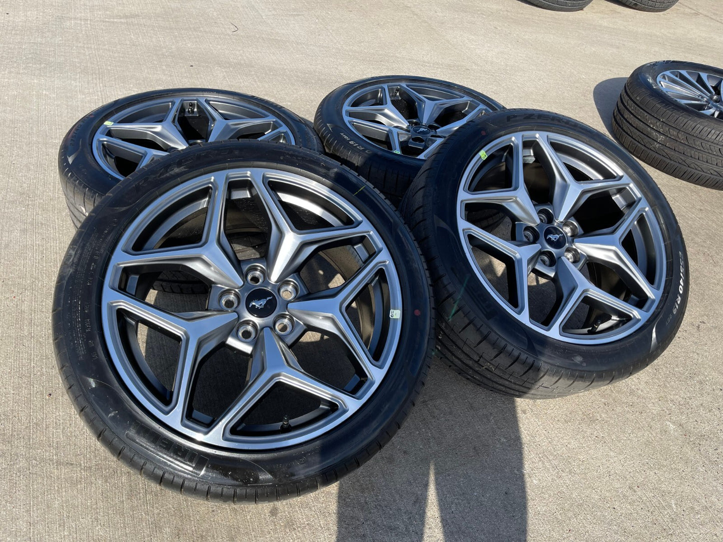 19" Ford Mustang GT Performance Track Pack OEM wheels rims TPMS 2025 2026 NEW