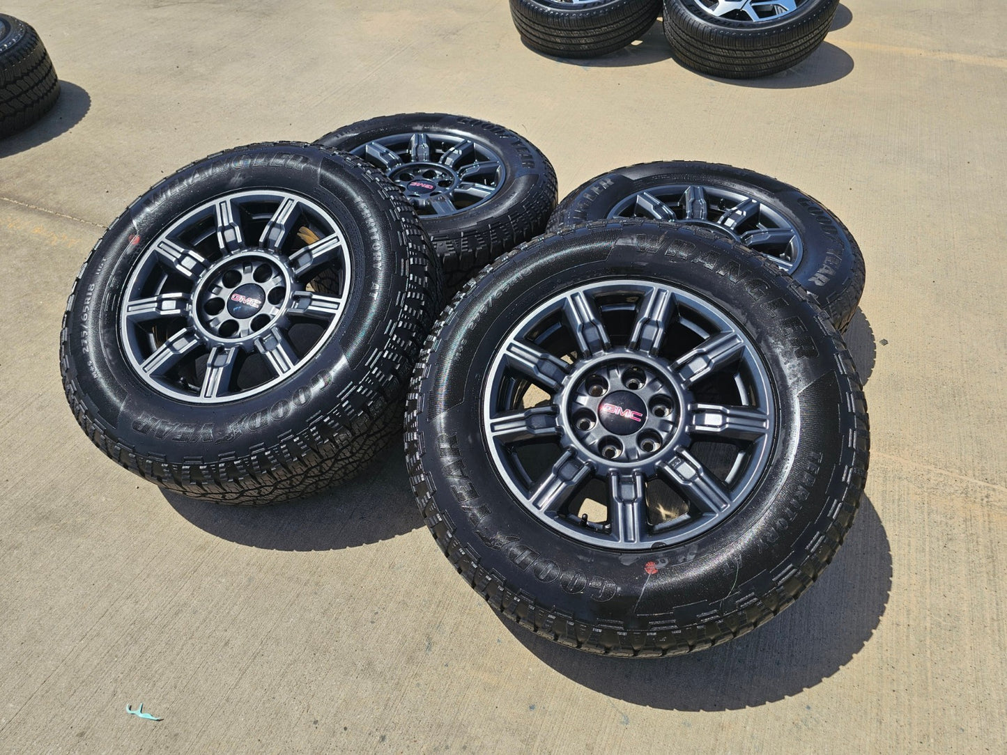 18" GMC Sierra AT4X Chevy Silverado OEM 14131 wheels rims SET GOODYEAR A/T NEW