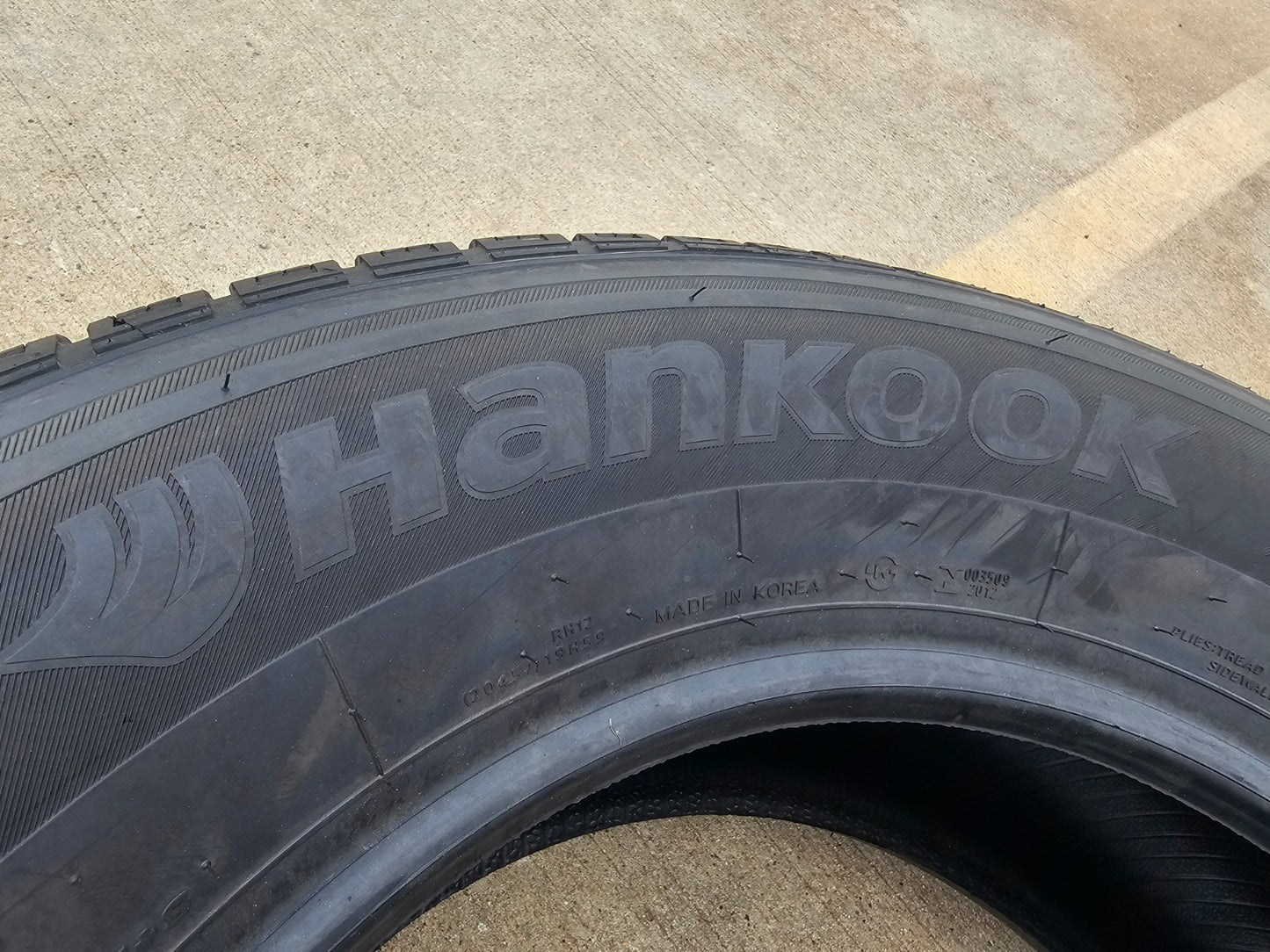 (1) 265/60/18 Hankook Dynapro H/T tire 265/60r18 BRAND NEW!