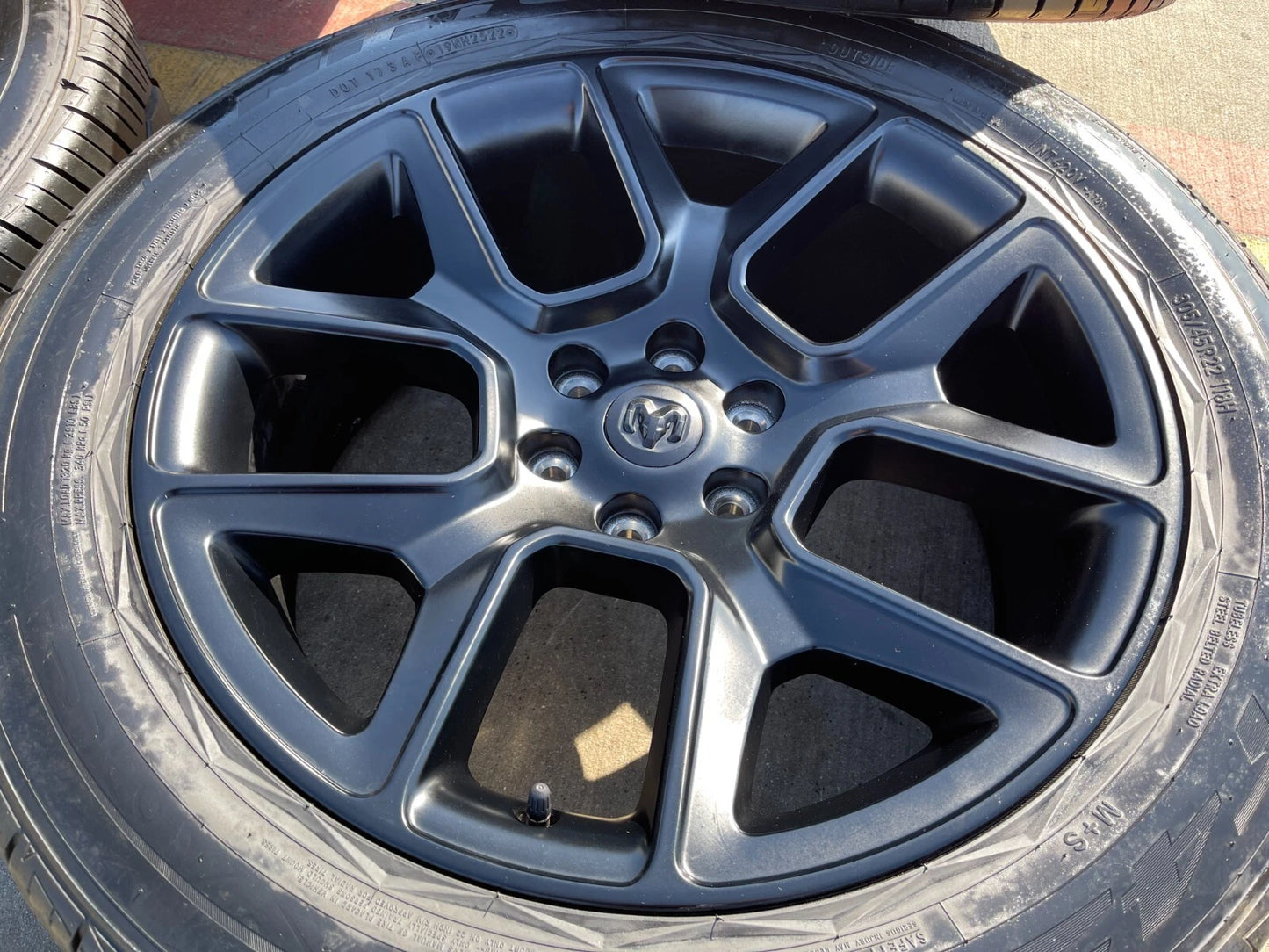 22" Dodge Ram 1500 OEM LIMITED Laramie 2684 2725 wheels rims NITTO