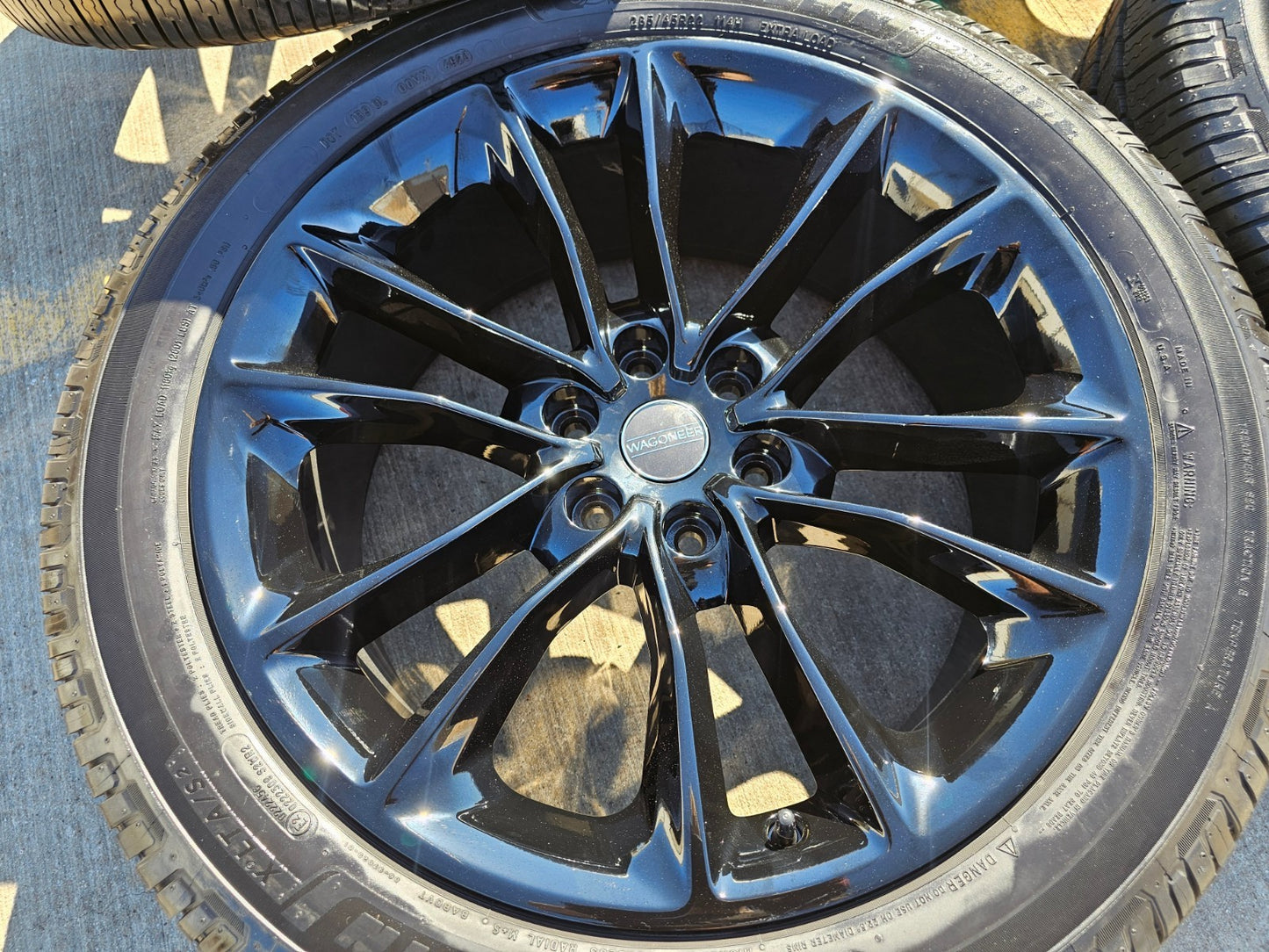 22" Jeep Grand Wagoneer OEM 9298 Obsidian rims wheels RAM 1500